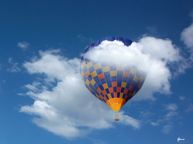 Ciel et montgolfière